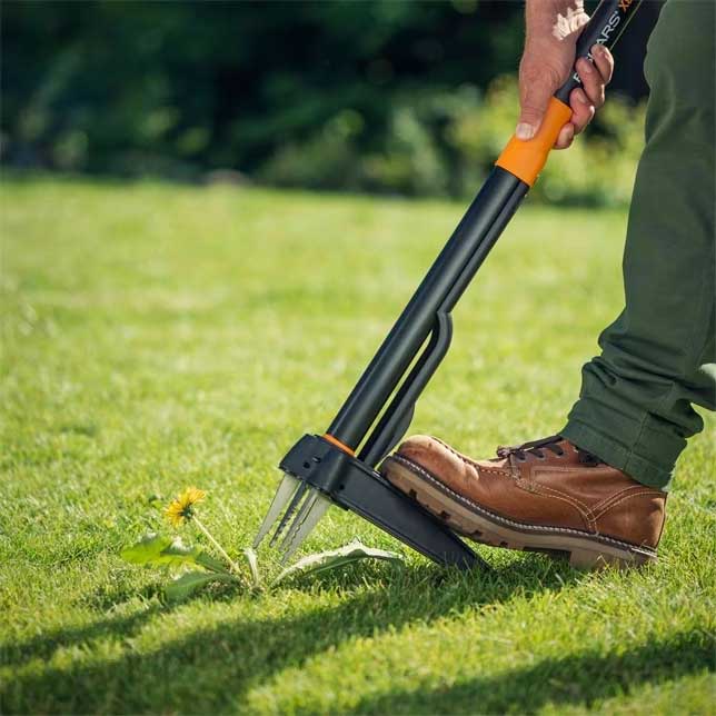 Fiskars-Xact-Weed-Puller