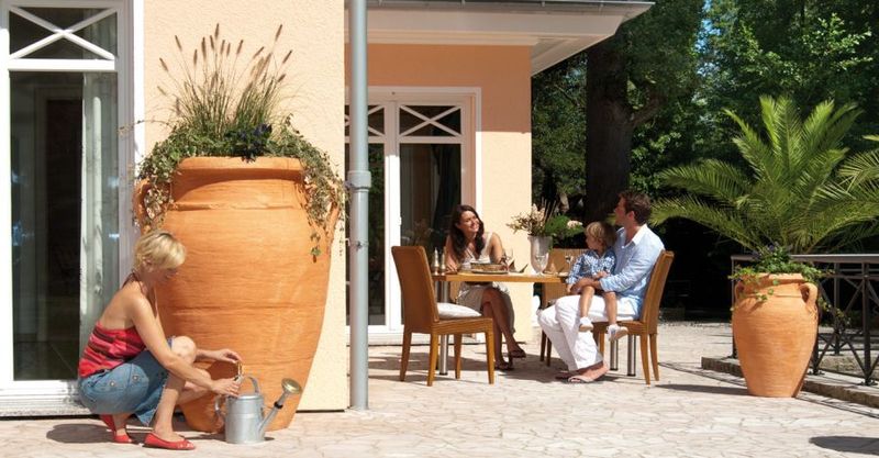 Garantia Antique Amphora Water Tank 600L - Terracotta