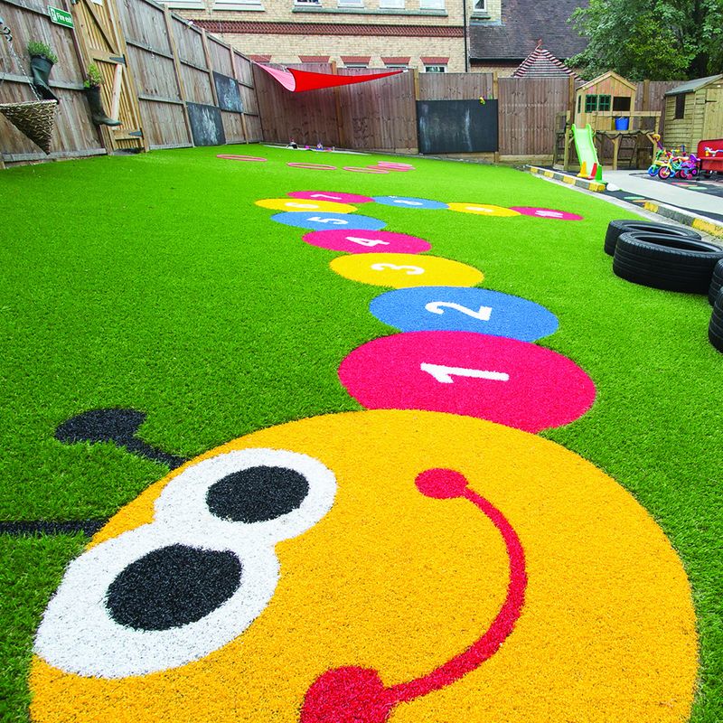 Multi-coloured artificial grass